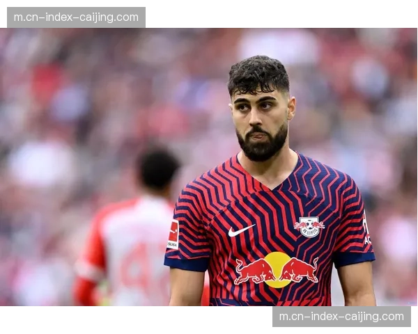 克罗地亚强化定位球防守组织,格瓦迪奥尔担任防线指挥核心